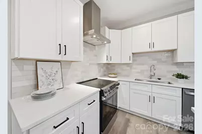 109 N Smallwood Place, Charlotte, NC 28216 - Photo 15