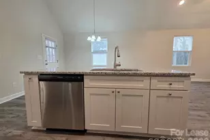 215 E Division Ave, Salisbury, NC 28144 - Photo 7