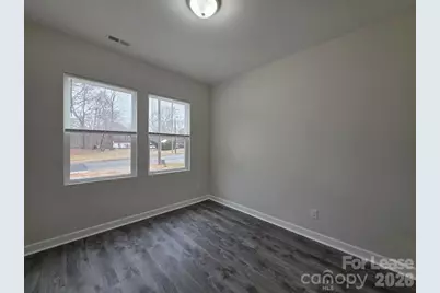 215 E Division Avenue, Salisbury, NC 28144 - Photo 9