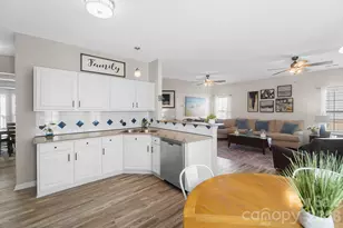 6904 Reedy Creek Rd, Charlotte, NC 28215 - Photo 15