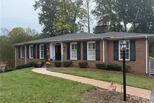 1405 Lyndhurst Dr, High Point, NC 27262 - Photo 1