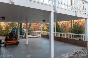 1405 Lyndhurst Dr, High Point, NC 27262 - Photo 39