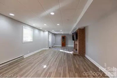 1405 Lyndhurst Drive, High Point, NC 27262 - Photo 27