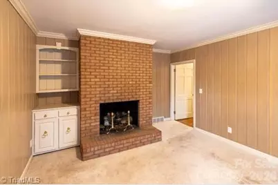 1405 Lyndhurst Drive, High Point, NC 27262 - Photo 13