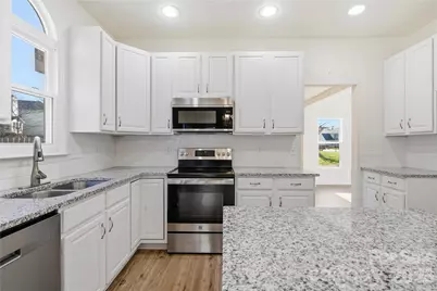 5652 Cambridge Bay Drive, Charlotte, NC 28269 - Photo 13