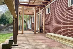 3988 Greenwood Dr, Lenoir, NC 28645 - Photo 37