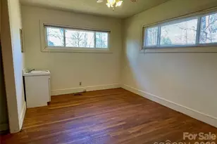 3988 Greenwood Dr, Lenoir, NC 28645 - Photo 29