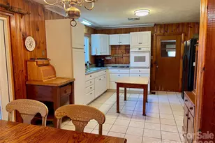 3988 Greenwood Dr, Lenoir, NC 28645 - Photo 11