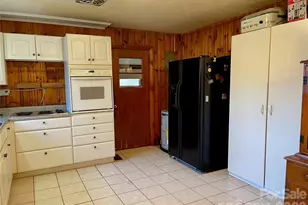 3988 Greenwood Dr, Lenoir, NC 28645 - Photo 13