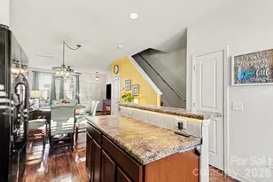 112 N Canyon Ridge Dr, Mount Holly, NC 28120 - Photo 7