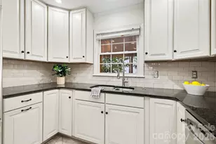 5011 Wedgewood Dr, Charlotte, NC 28210 - Photo 19