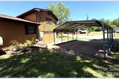 3253 US 70 Highway W, Marion, NC 28752 - Photo 5