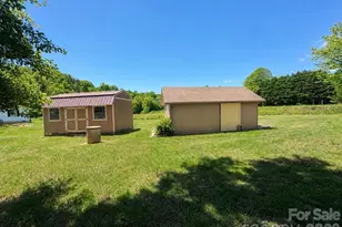 3253 US 70 Hwy W, Marion, NC 28752 - Photo 7