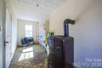 6264 US 221 Highway S, Marion, NC 28752 - Photo 9