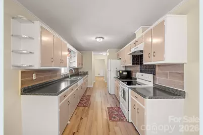 6264 US 221 Highway S, Marion, NC 28752 - Photo 23