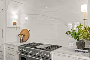 1320 Biltmore Dr, Charlotte, NC 28207 - Photo 13