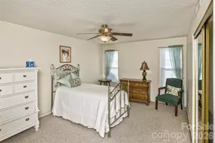 3305 Idle Hour Dr, Asheville, NC 28806 - Photo 15