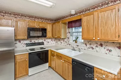 3305 Idle Hour Drive, Asheville, NC 28806 - Photo 5