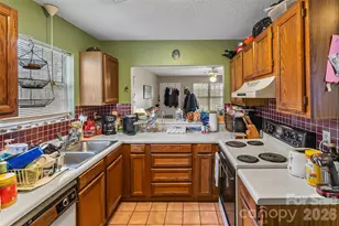 19 Rocking Porch Rd, Asheville, NC 28805 - Photo 5