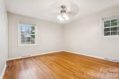 1001 Eaglewood Avenue, Charlotte, NC 28212 - Photo 23