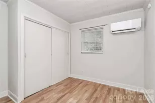 1728 Lombardy Cir, Charlotte, NC 28203 - Photo 11