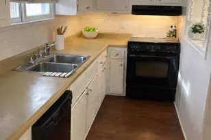 1025 Gaston Ave, Gastonia, NC 28052 - Photo 3