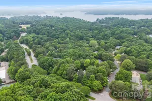 25033 Molokai Dr, Tega Cay, SC 29708 - Photo 37