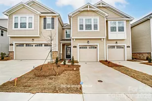6018 Mallow Crossing Ln, Charlotte, NC 28213 - Photo 1