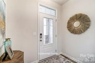 6018 Mallow Crossing Ln, Charlotte, NC 28213 - Photo 3