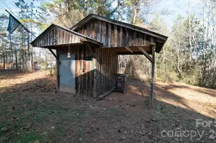 7340 Downs Ave, Connelly Springs, NC 28612 - Photo 3