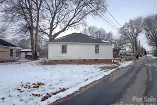 107 Drake St, Gastonia, NC 28052 - Photo 1