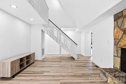 10054 Four Mile Creek Road, Charlotte, NC 28277 - Photo 9