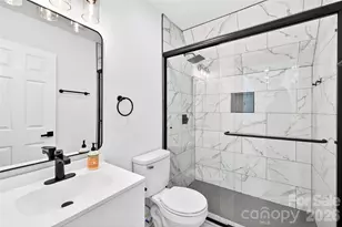 10054 Four Mile Crk Rd, Charlotte, NC 28277 - Photo 17