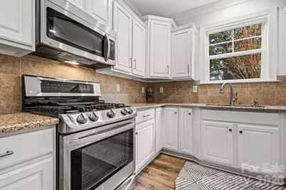 1022 Fleming Lane, Matthews, NC 28104 - Photo 11