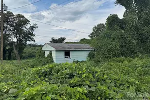 1523 Washington Ln, Catawba, NC 28609 - Photo 3