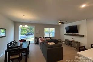 6021 Caprera Wy, Charlotte, NC 28269 - Photo 3