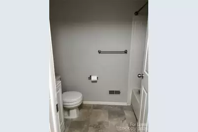 7211 Rollingridge Drive, Charlotte, NC 28211 - Photo 15