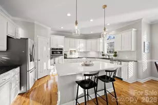 4210 Wallbrook Dr, Matthews, NC 28105 - Photo 7