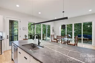 7223 Terrace Dr, Charlotte, NC 28211 - Photo 13