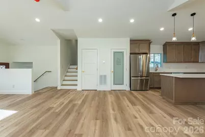 524 Pineland Road, Hendersonville, NC 28792 - Photo 7