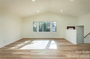 524 Pineland Rd, Hendersonville, NC 28792 - Photo 5