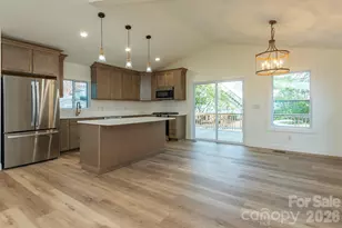 524 Pineland Rd, Hendersonville, NC 28792 - Photo 9