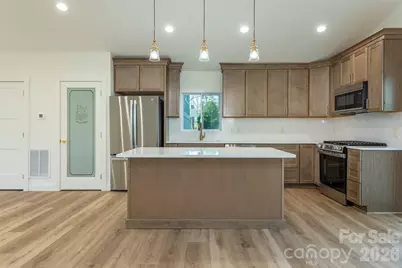 524 Pineland Road, Hendersonville, NC 28792 - Photo 11