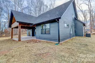 1041 Harrogate Dr, Bessemer City, NC 28016 - Photo 7