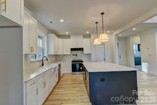 1041 Harrogate Dr, Bessemer City, NC 28016 - Photo 11