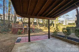 8805 Red Tail Ct, Charlotte, NC 28269 - Photo 27