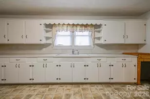 714 Linwood Rd, Kings Mountain, NC 28086 - Photo 15