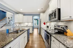 1103 Clover Ln, Matthews, NC 28104 - Photo 11