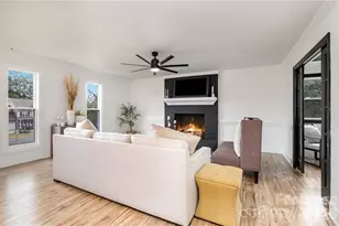 8823 Dartmoor Pl, Mint Hill, NC 28227 - Photo 3