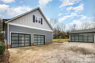 8823 Dartmoor Pl, Mint Hill, NC 28227 - Photo 25